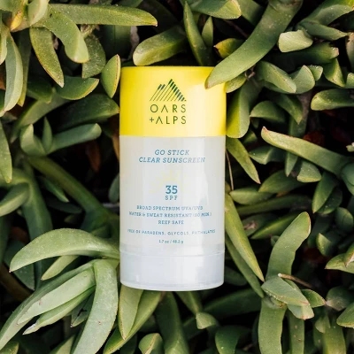 OARS + ALPS Clear Sunscreen Go Stick - SPF 35 - 1.7oz 5 OARS + ALPS Clear Sunscreen Go Stick - SPF 35 - 1.7oz - Image 3