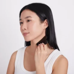 Plum Beauty Obsidian Gua Sha Stone -Serene Skin GUEST 3a329bfc 156f 4307 84ed 21bba75797fe