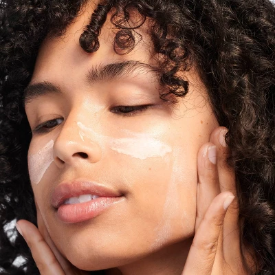 Clinique Moisture Surge Broad Spectrum SPF 28 Sheer Hydrator Moisturizer - 1.7oz - Ulta Beauty 8 Clinique Moisture Surge Broad Spectrum SPF 28 Sheer Hydrator Moisturizer - 1.7oz - Ulta Beauty - Image 6