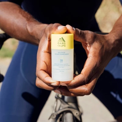 OARS + ALPS Clear Sunscreen Go Stick - SPF 35 - 1.7oz 4 OARS + ALPS Clear Sunscreen Go Stick - SPF 35 - 1.7oz - Image 2