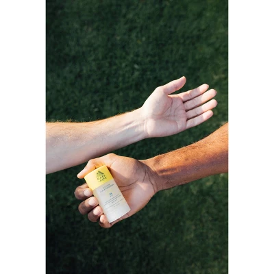 OARS + ALPS Clear Sunscreen Go Stick - SPF 35 - 1.7oz 8 OARS + ALPS Clear Sunscreen Go Stick - SPF 35 - 1.7oz - Image 6